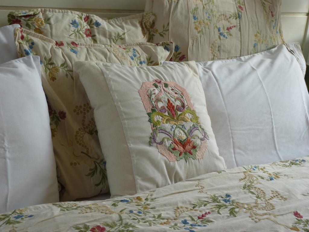 La Cle Des Jardins Bed & Breakfast Nouatre Bilik gambar