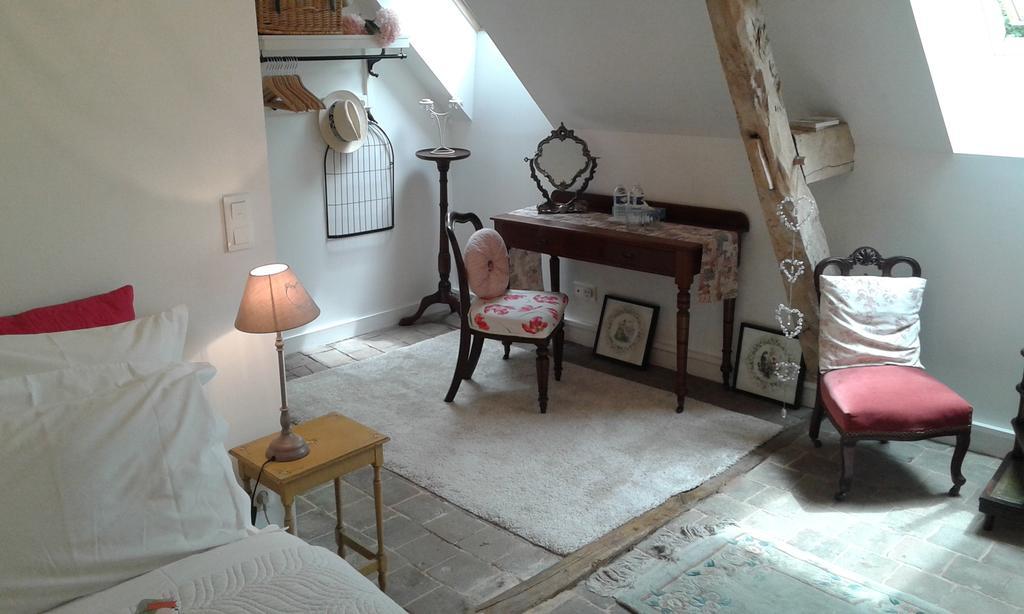 La Cle Des Jardins Bed & Breakfast Nouatre Luaran gambar